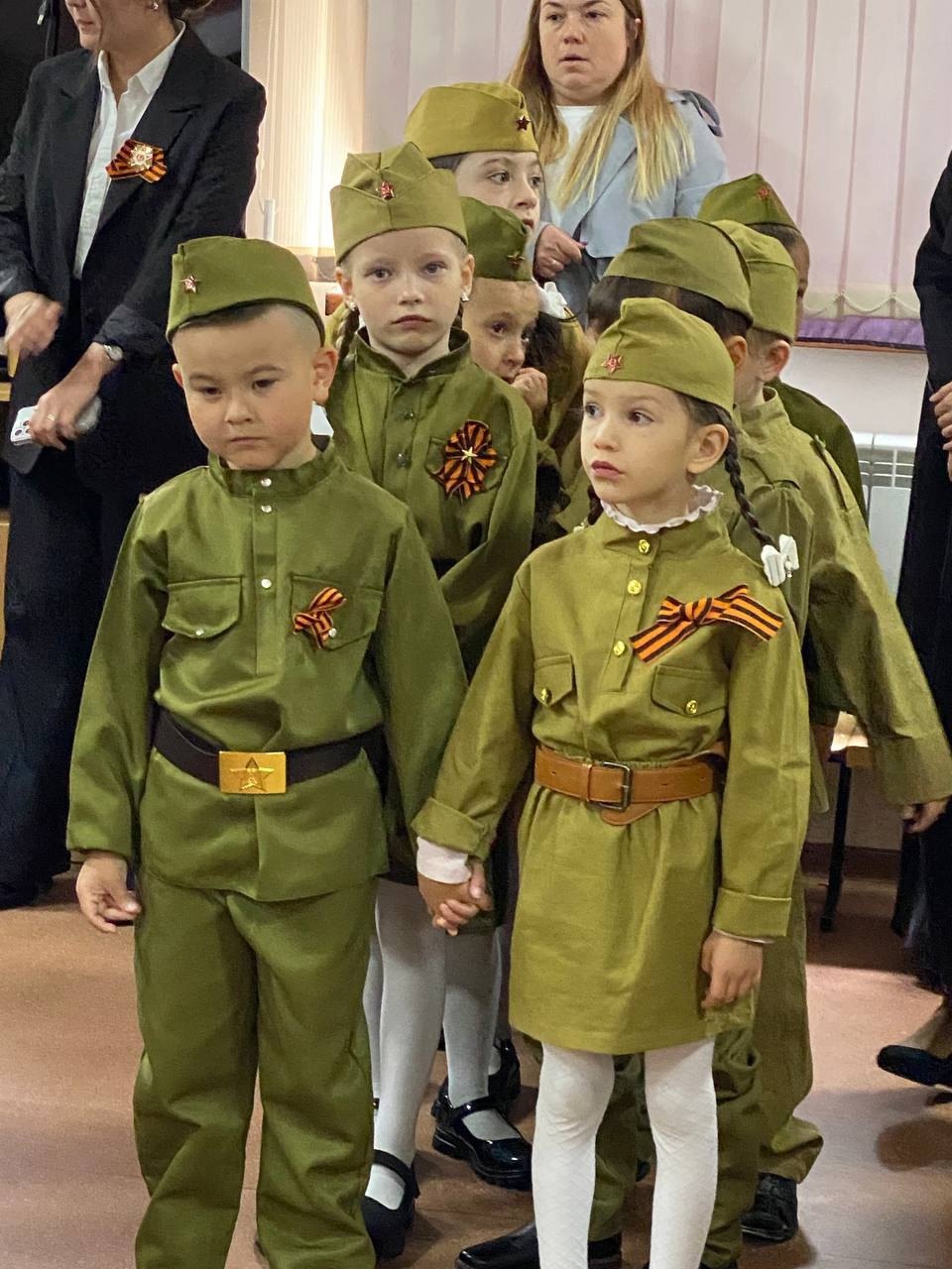 Флешмоб, посвященный Дню Победы в ДС.