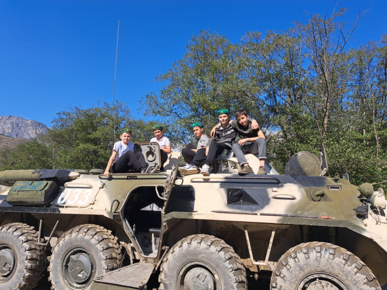 Военно-патриотическая игра "Зарница".